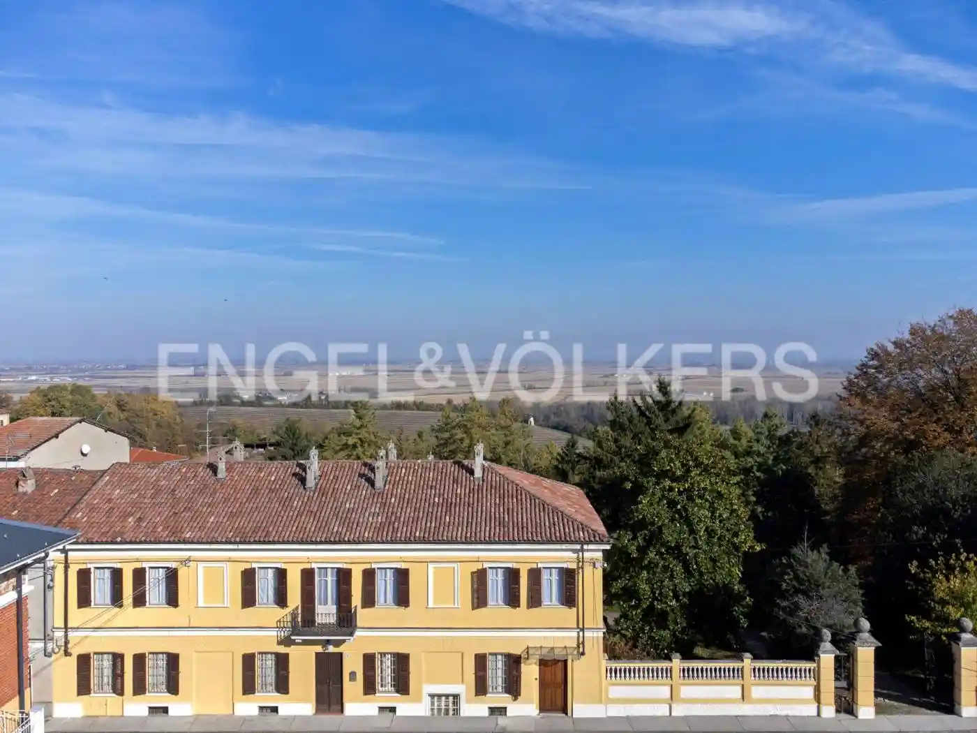 Villa in vendita a Camino
