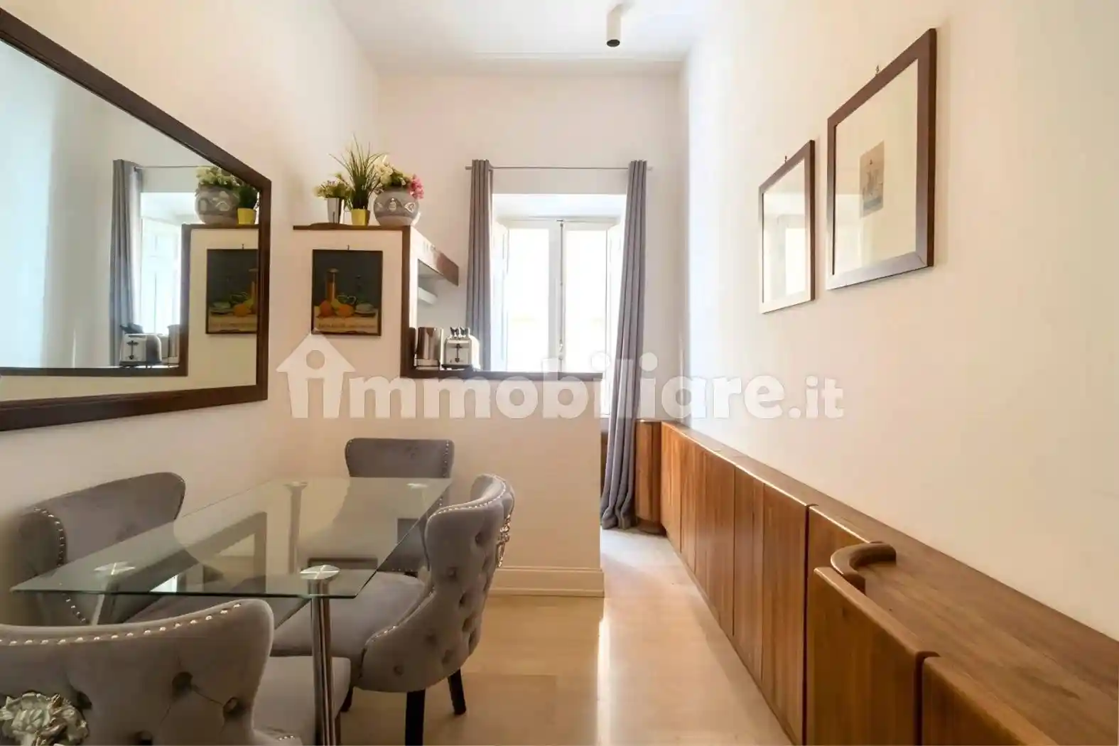 Appartamento in vendita a Roma