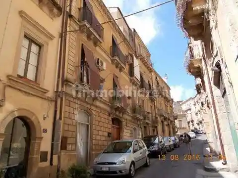 Appartamento in vendita a Caltagirone