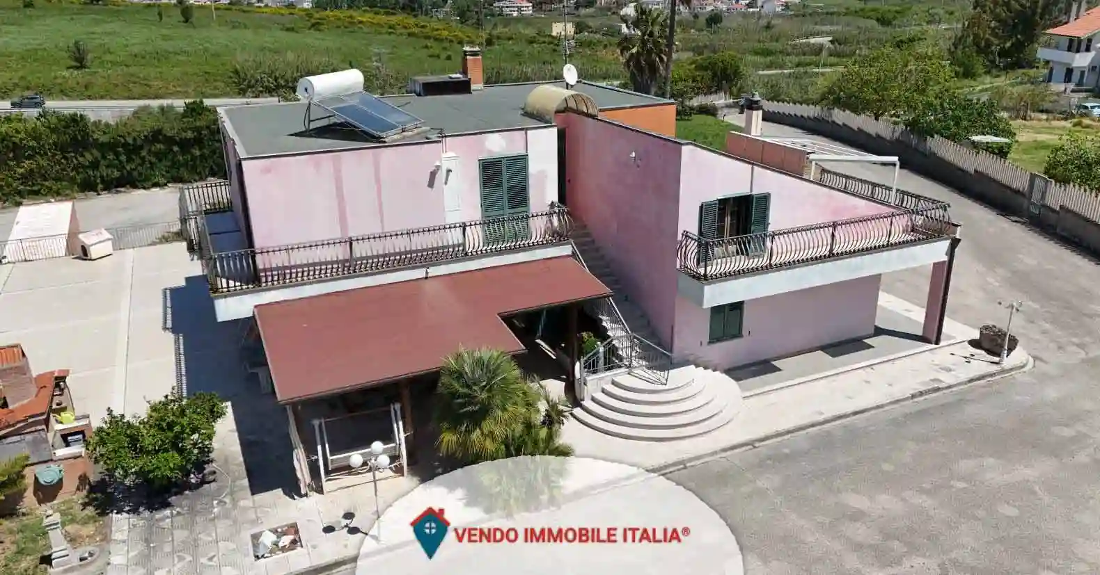 Villa - foto 2