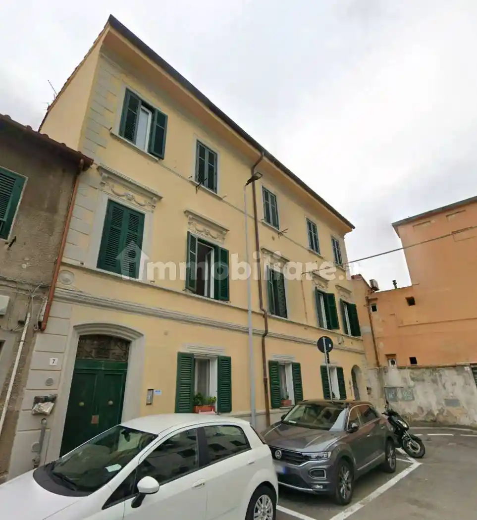 Appartamento in vendita a Livorno