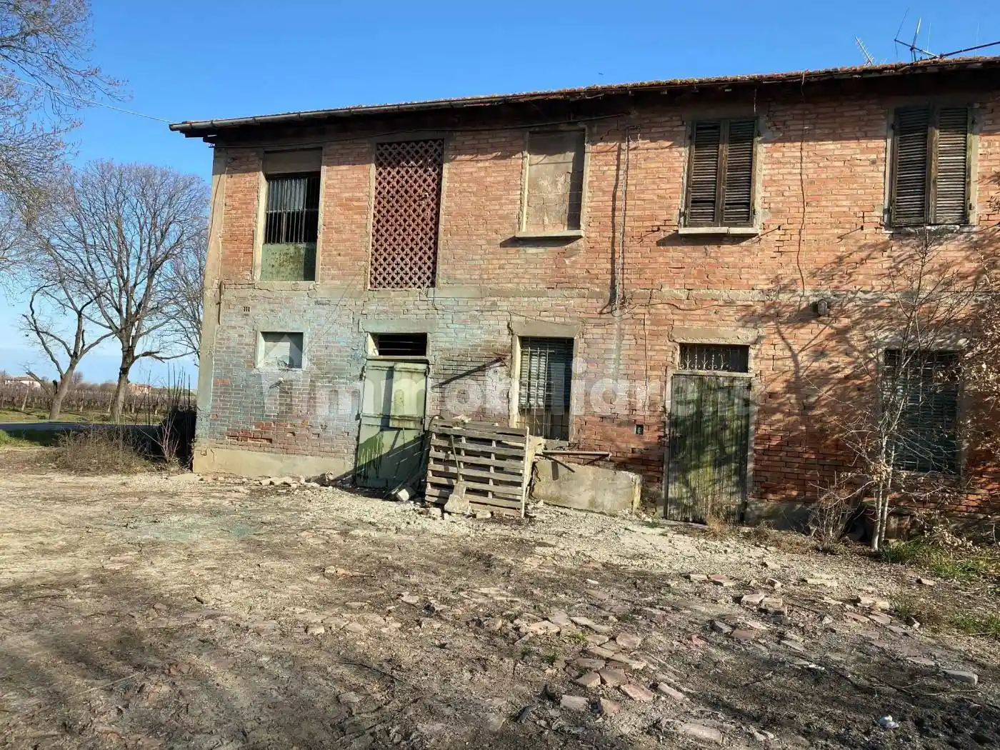 Rustico - Casale in vendita a Imola