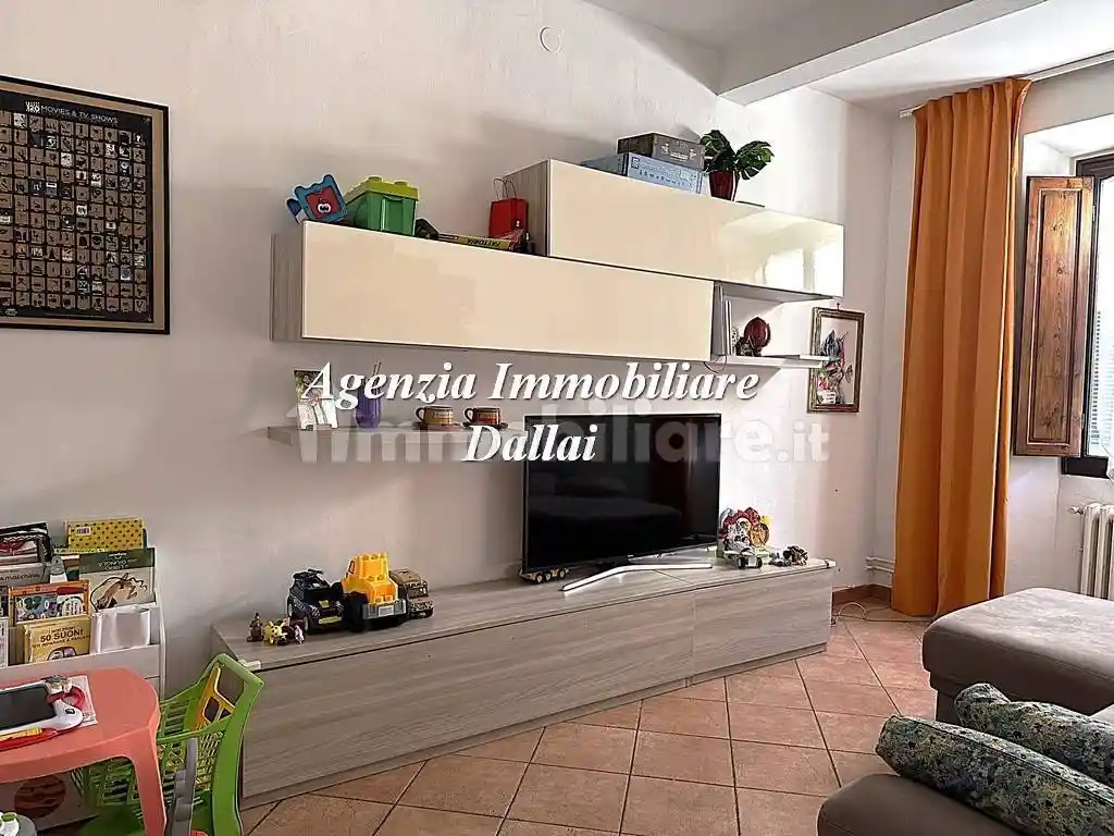 Appartamento in affitto a Scarperia e San Piero