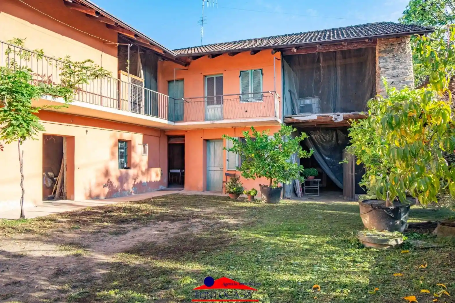 Rustico - Casale in vendita a Villar San Costanzo