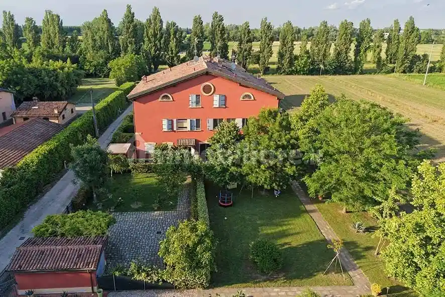 Rustico - Casale in vendita a Nonantola