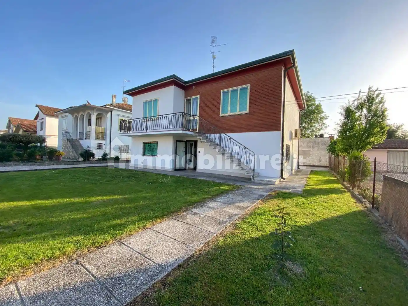 Villa in vendita a Tresignana