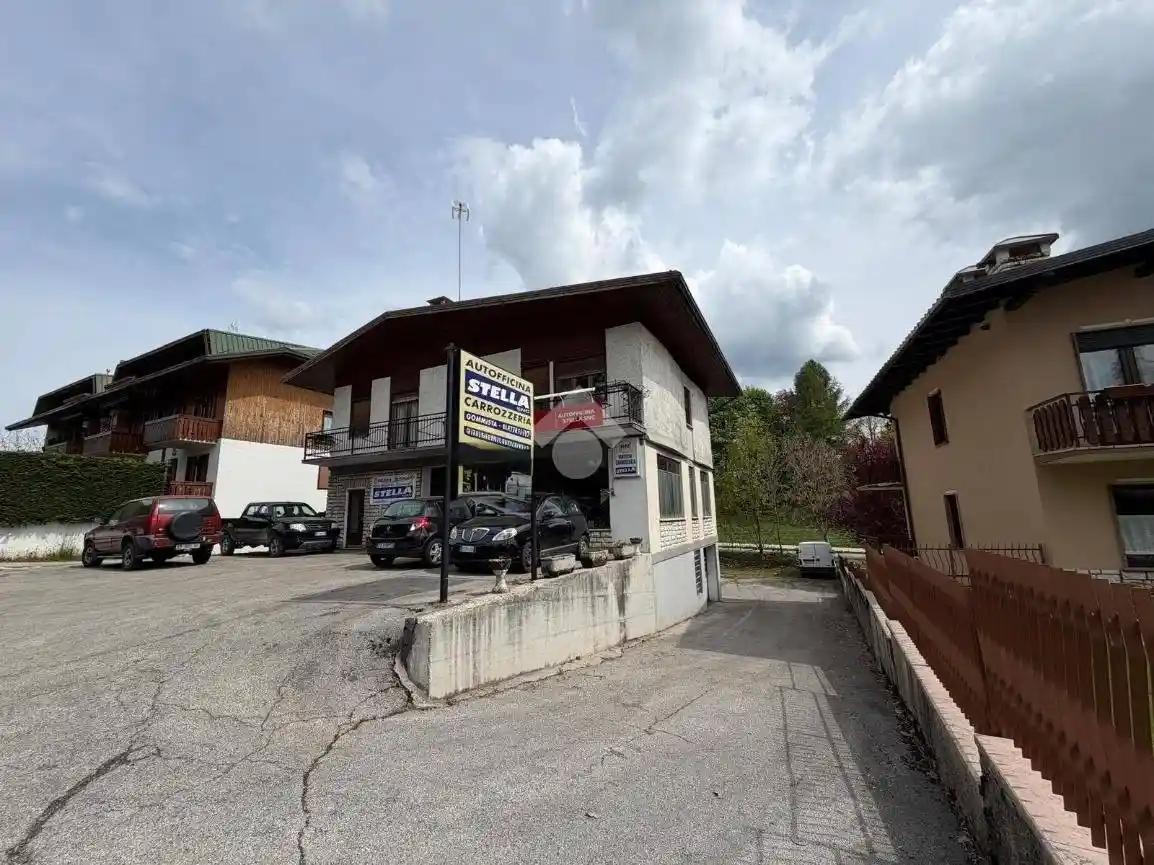 Palazzo - Edificio in vendita a Asiago