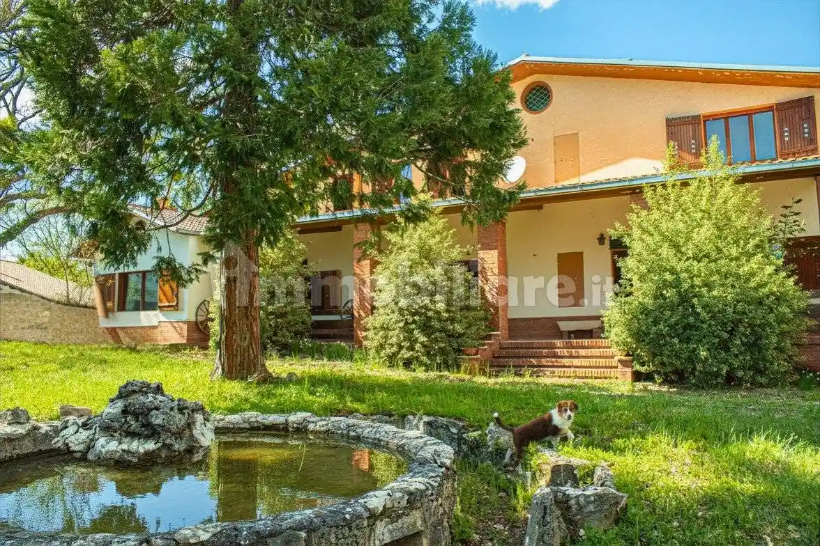 Villa in vendita a Borgorose