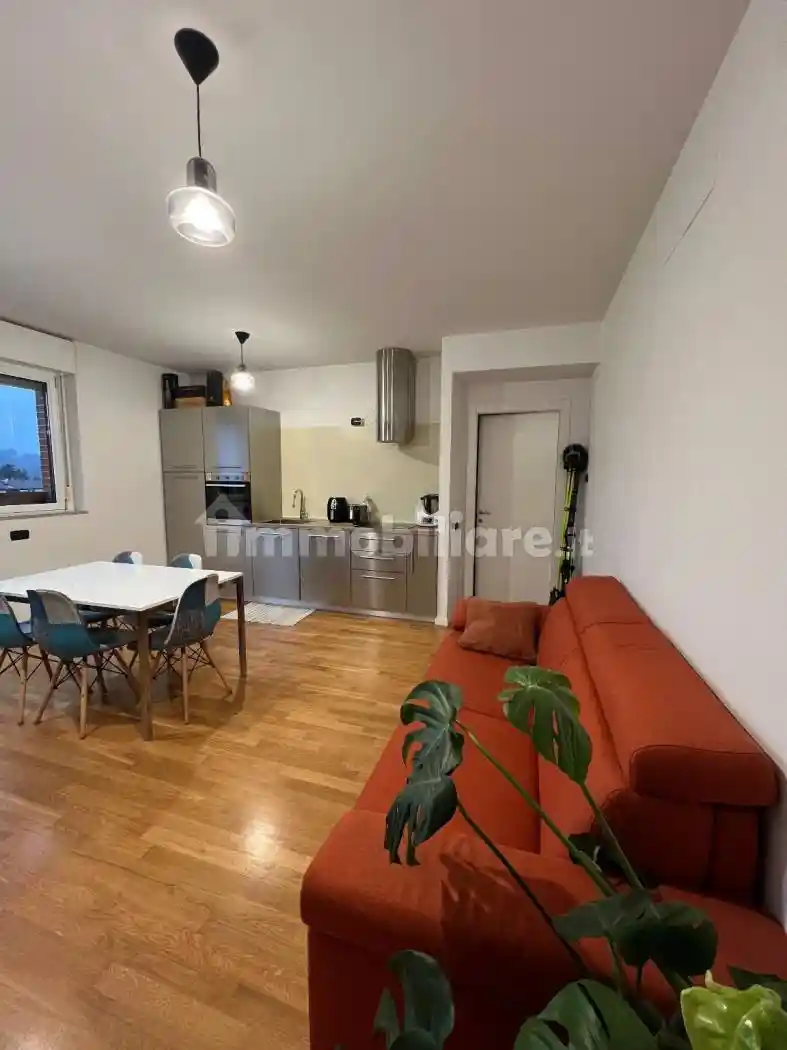 Appartamento in affitto a Varese