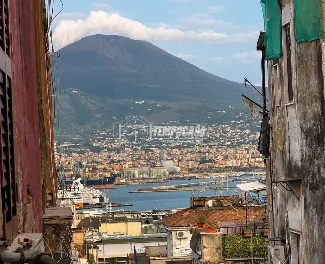 Appartamento in vendita a Napoli
