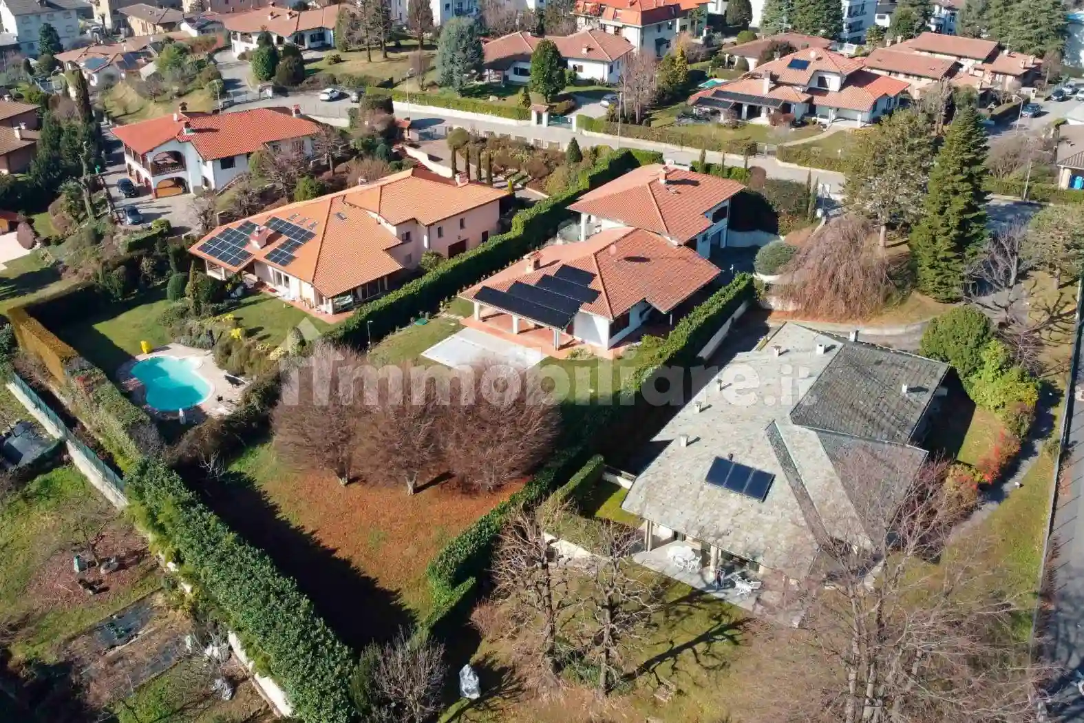 Villa - foto 2