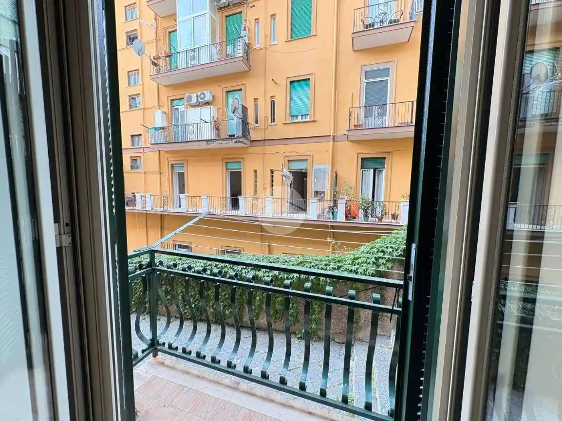 Appartamento in vendita a Napoli