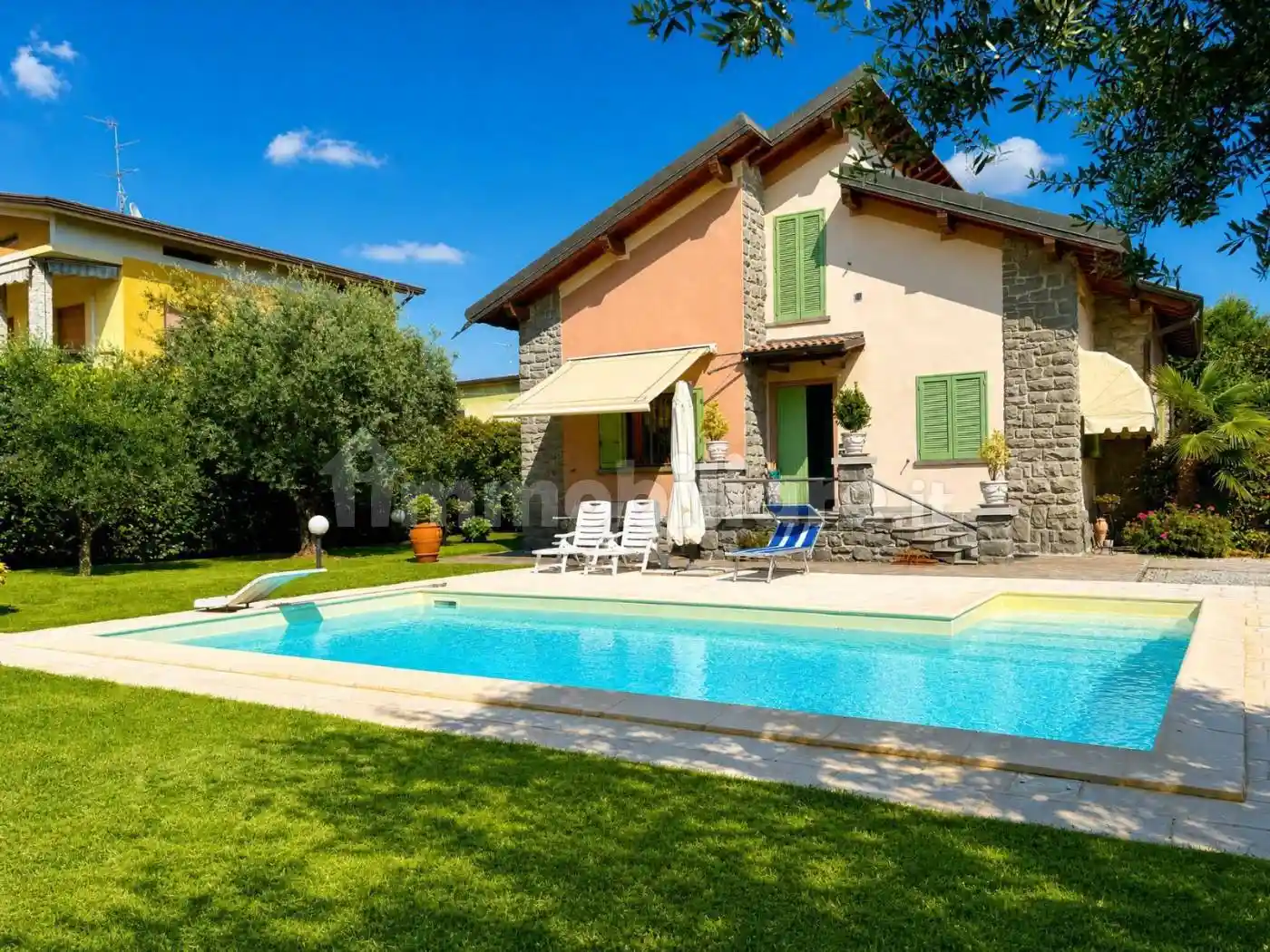 Villa in vendita a Palazzolo sull'Oglio