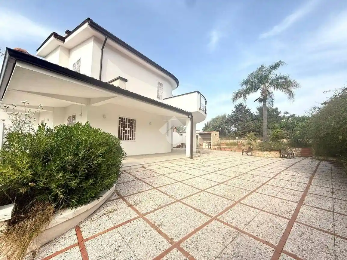 Villa in affitto a Altavilla Milicia