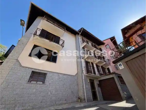 Appartamento in vendita a Valdilana