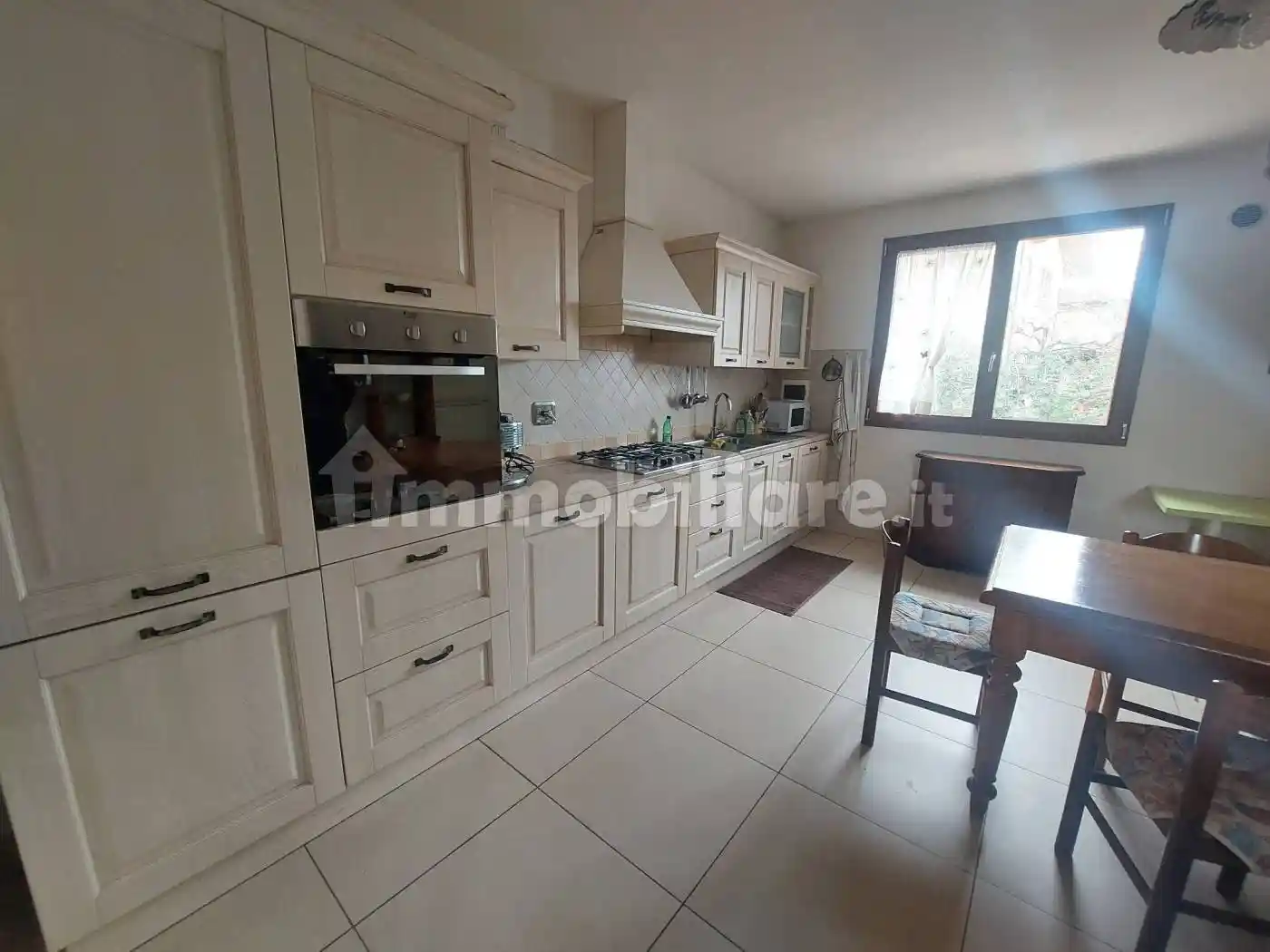 Casa indipendente in vendita a Carmignano