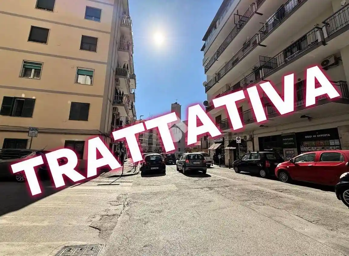 Appartamento in vendita a Napoli