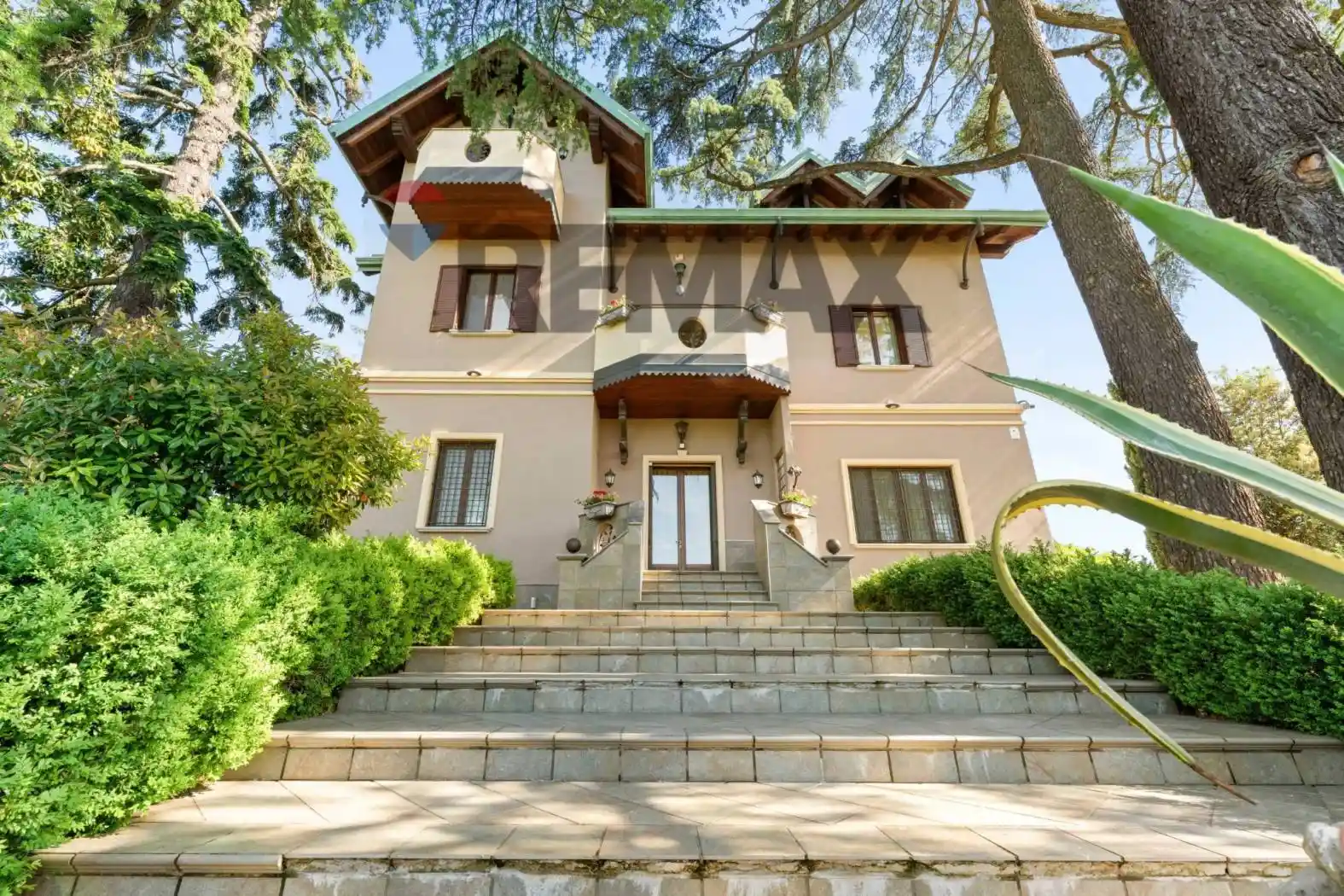 Villa in vendita a Casteggio