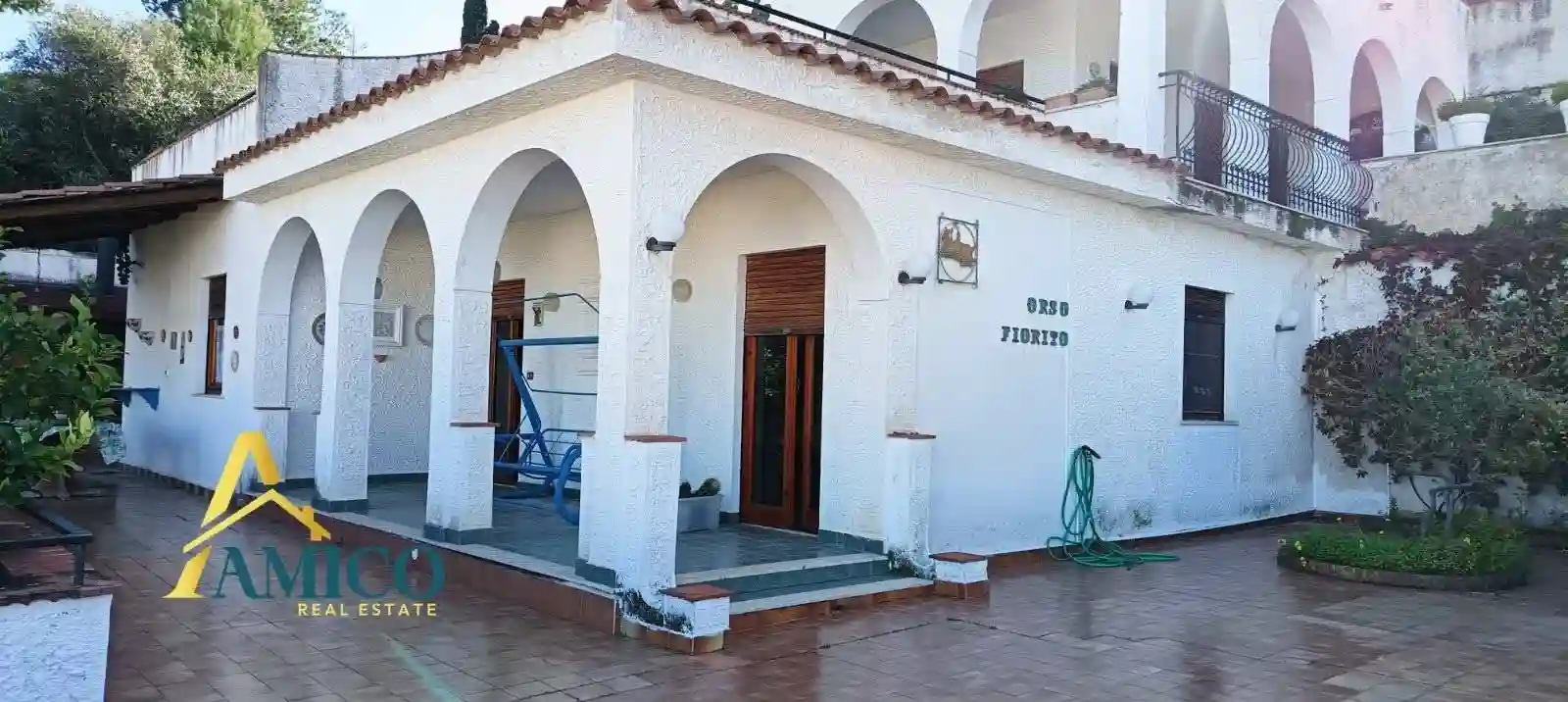Villa - foto 2