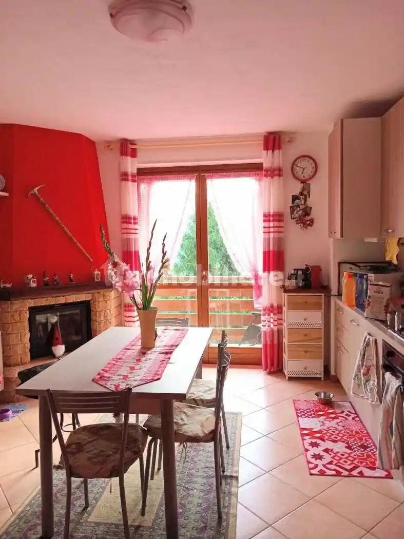 Appartamento in vendita a Gandellino