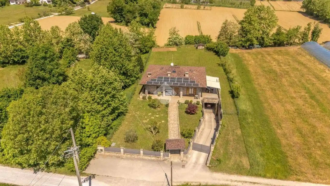 Villa in vendita a Scanzorosciate