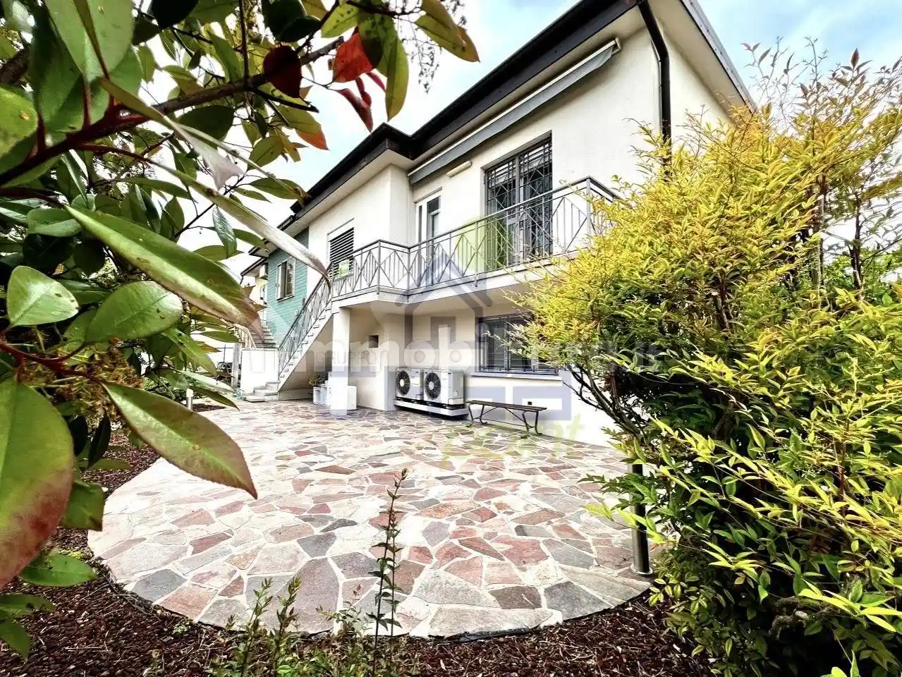 Villa in vendita a Calvatone