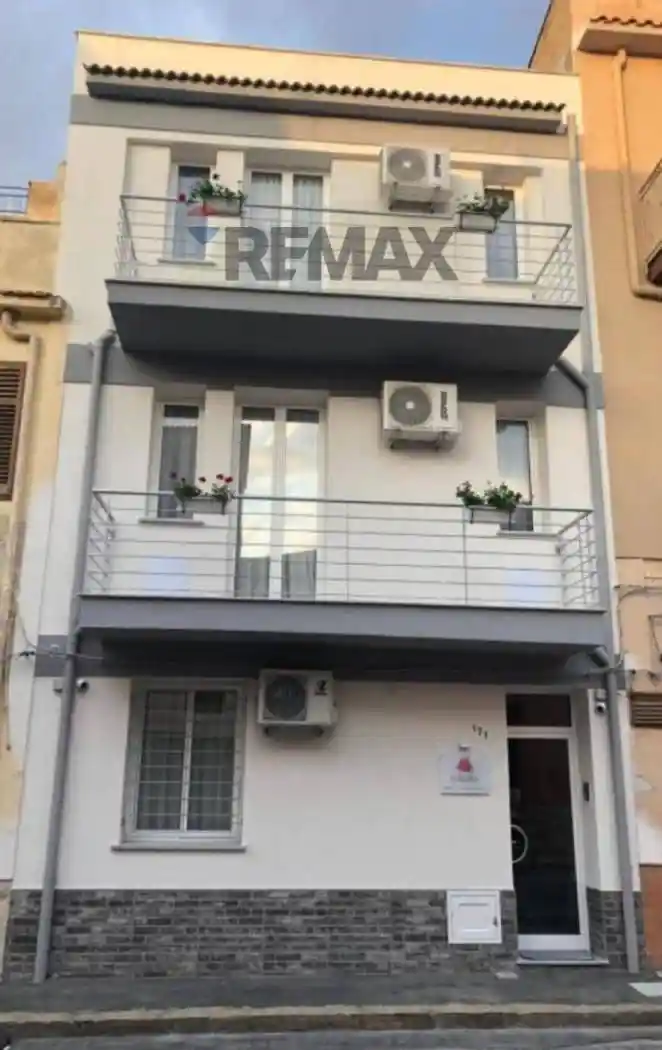 Casa indipendente in vendita a Terrasini