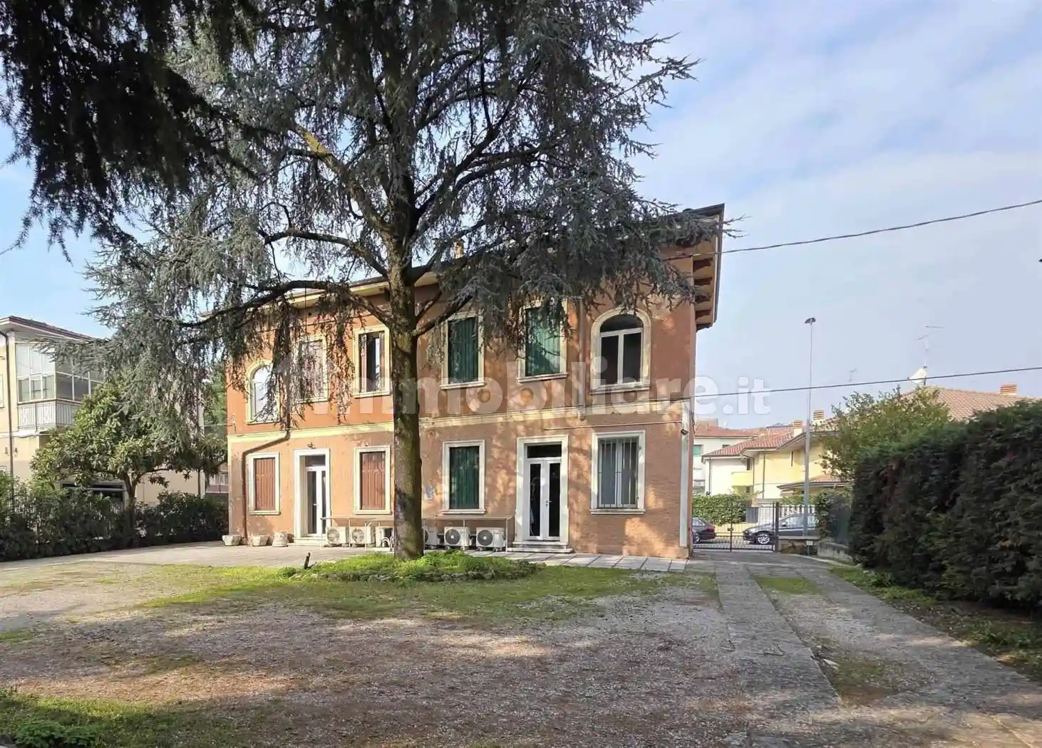 Appartamento in vendita a Verona