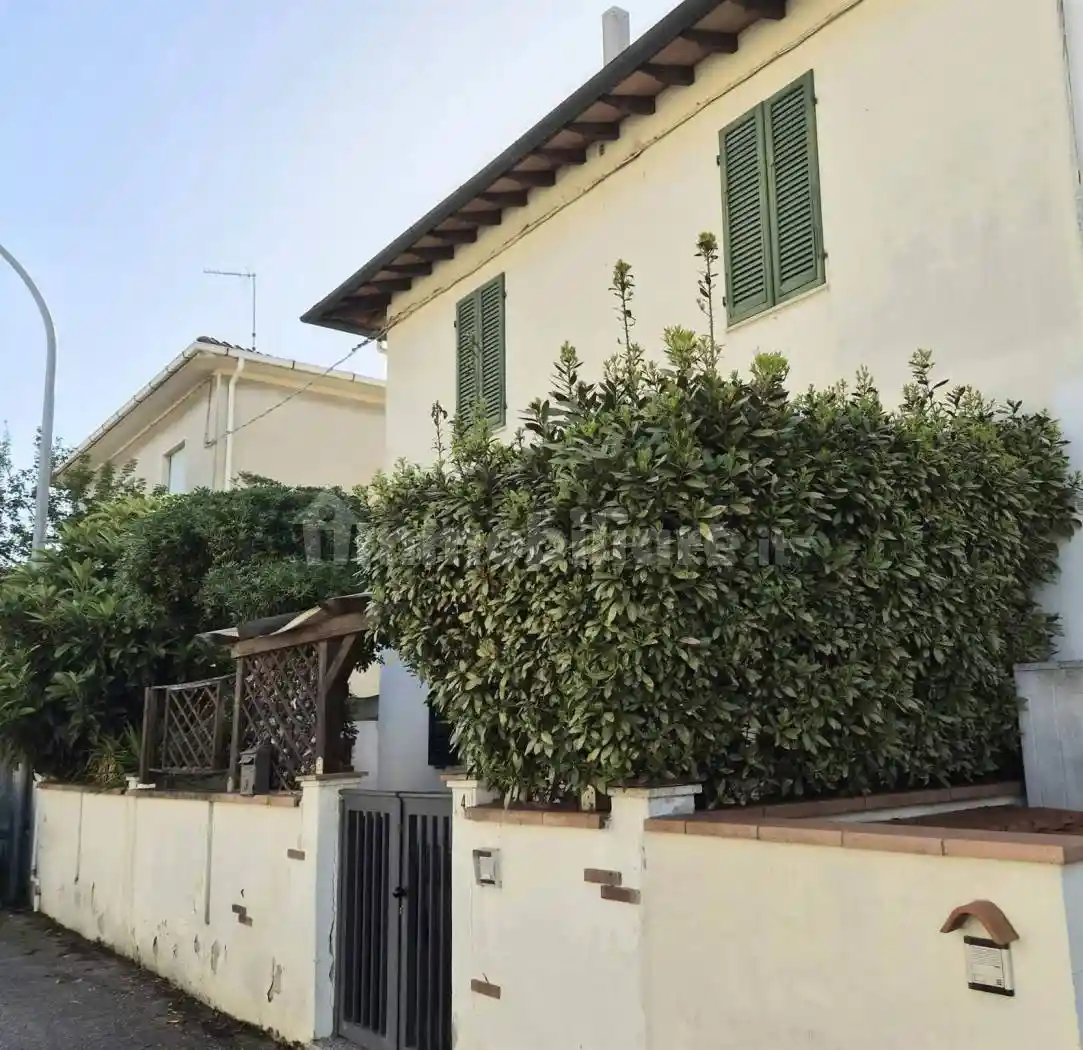 Appartamento in vendita a Cecina
