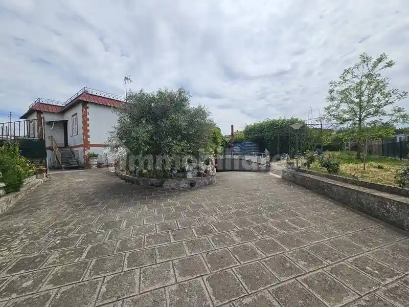 Villa in vendita a Marino