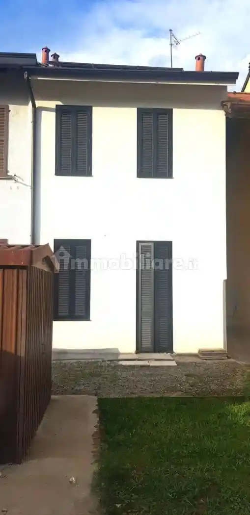Casa indipendente in vendita a Mariano Comense