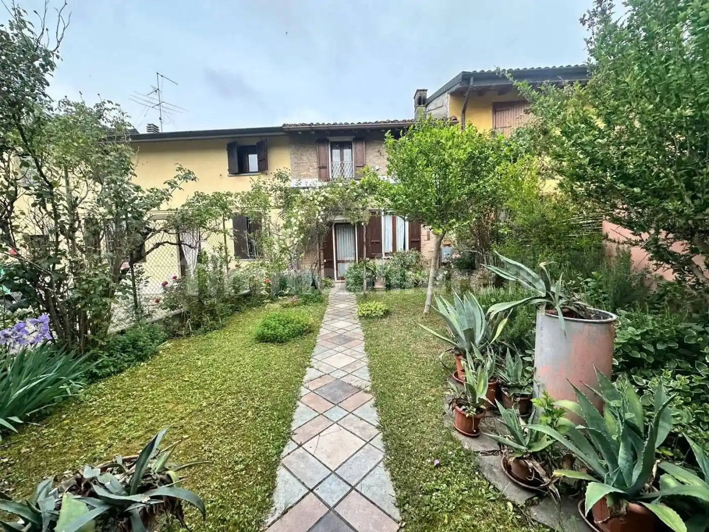Casa indipendente in vendita a Maccastorna