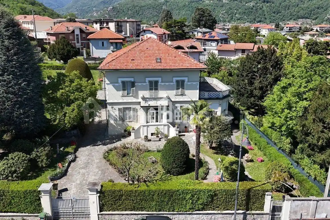 Villa in vendita a Cuorgnè
