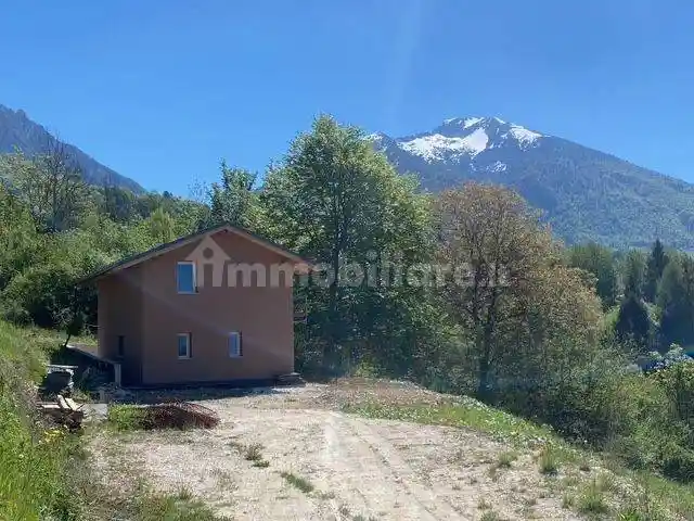 Casa indipendente in vendita a Chies d'Alpago