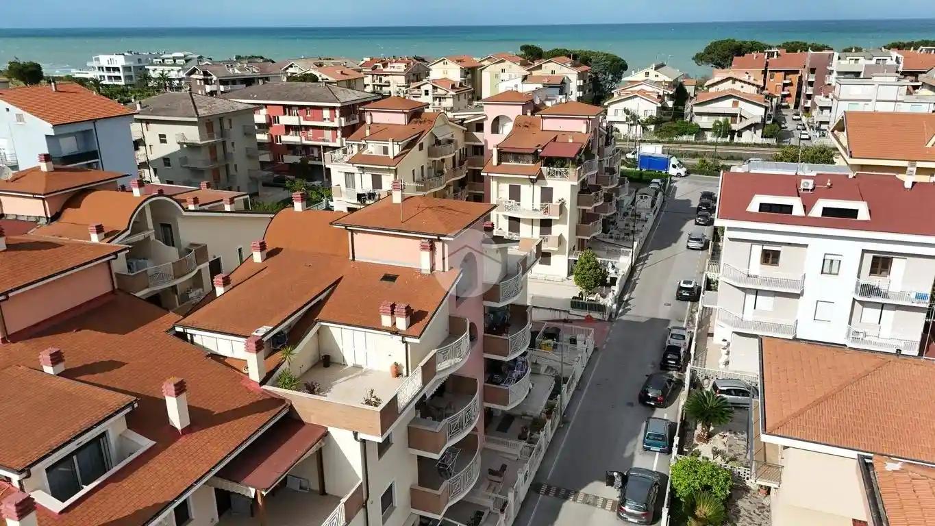 Appartamento in vendita a Pineto