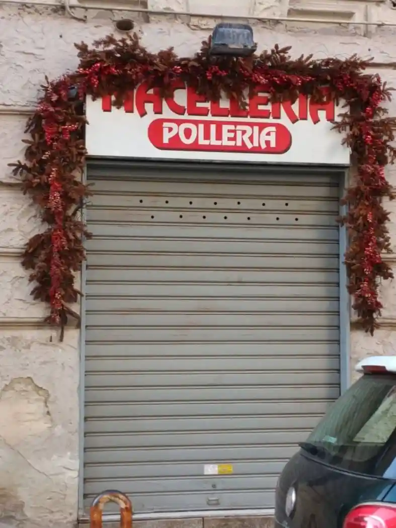 Palazzo - Edificio in affitto a Napoli