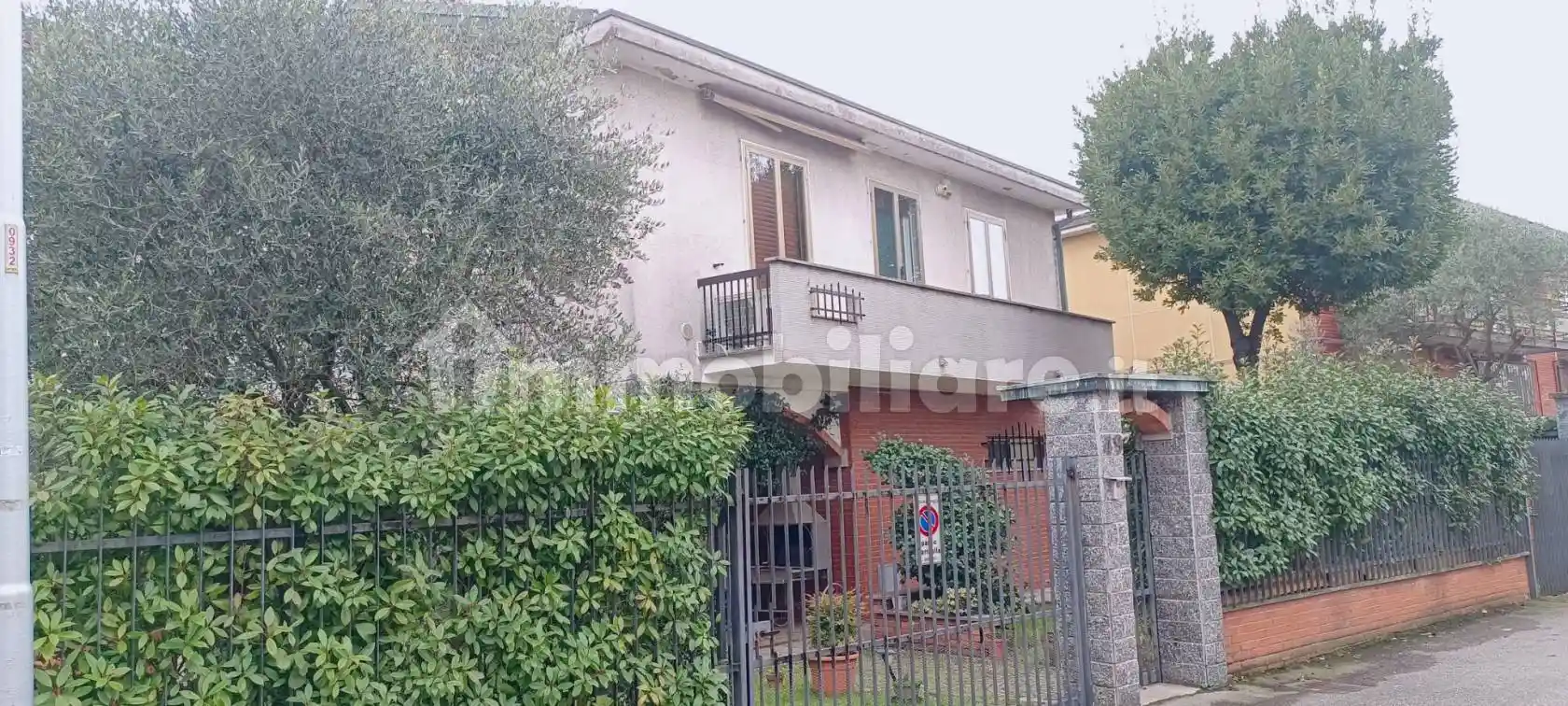 Villa in vendita a Bareggio