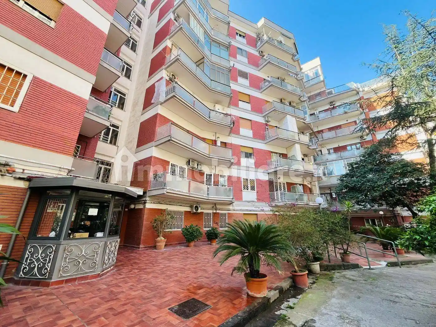 Appartamento in affitto a Napoli