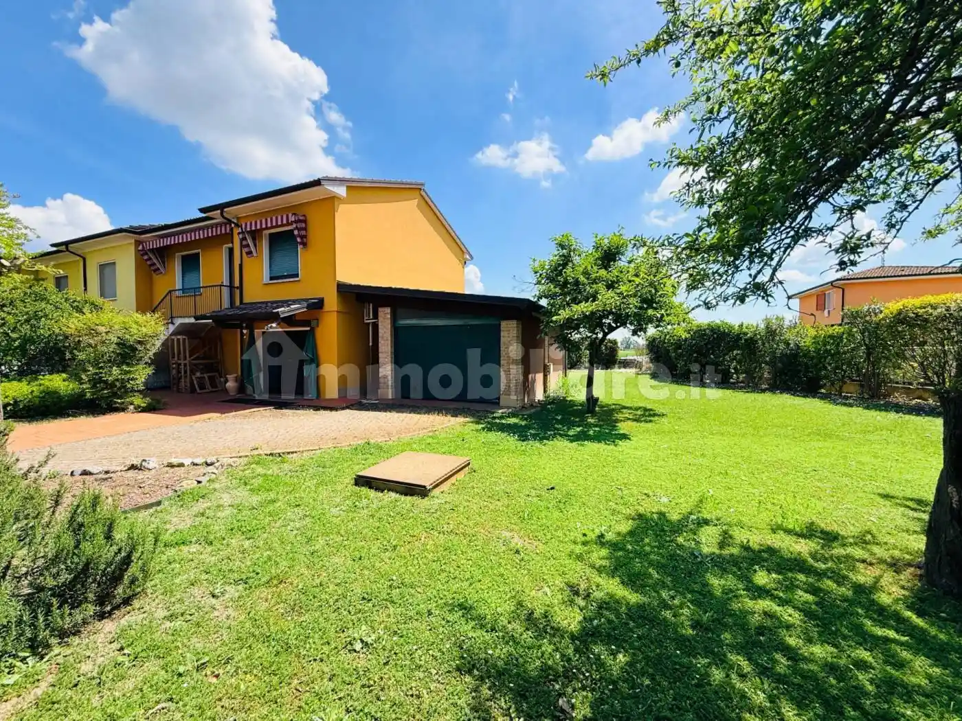 Villa in vendita a Poggio Rusco