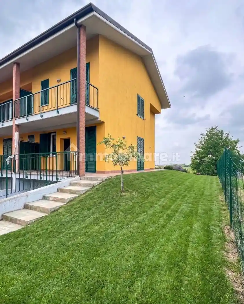 Villa in vendita a Redavalle