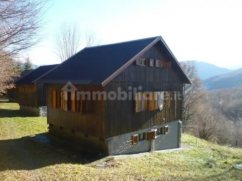 Villa in vendita a Pievepelago