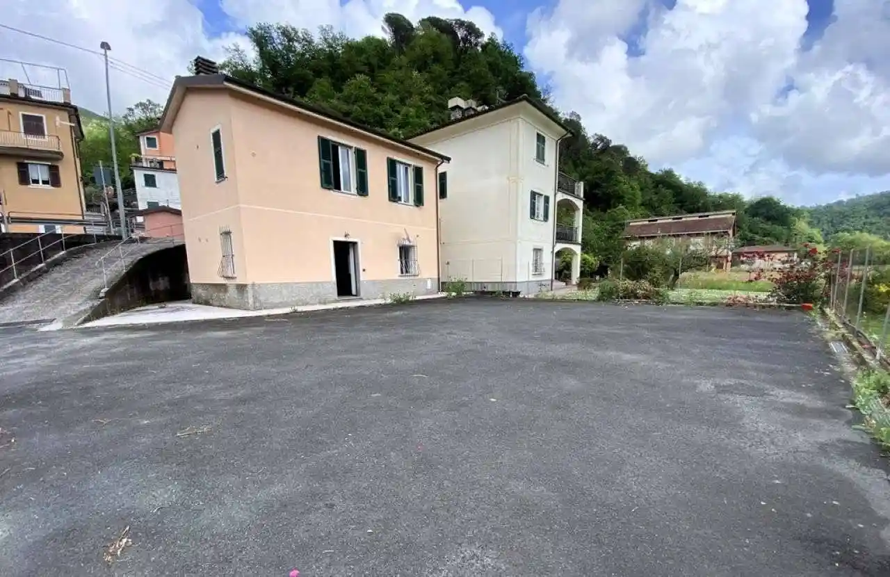 Casa indipendente in vendita a San Colombano Certenoli