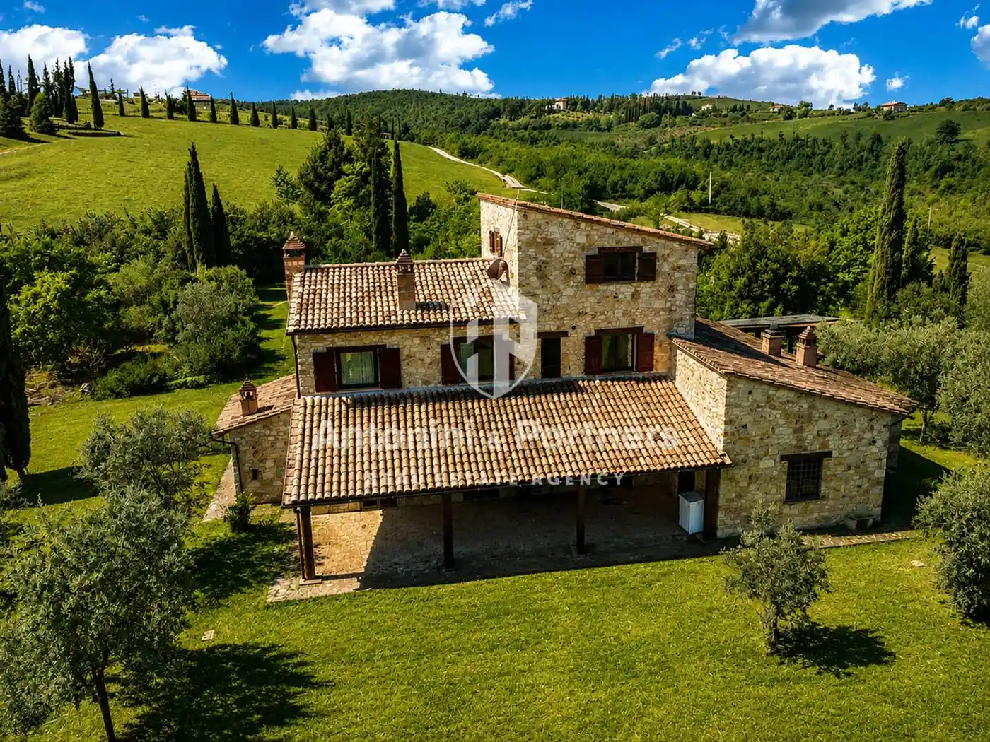 Rustico - Casale in vendita a San Venanzo