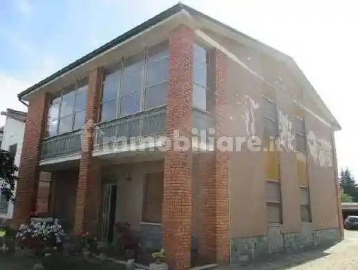 Villa in vendita a Pieve del Cairo