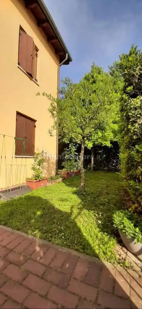 Appartamento in vendita a Correggio