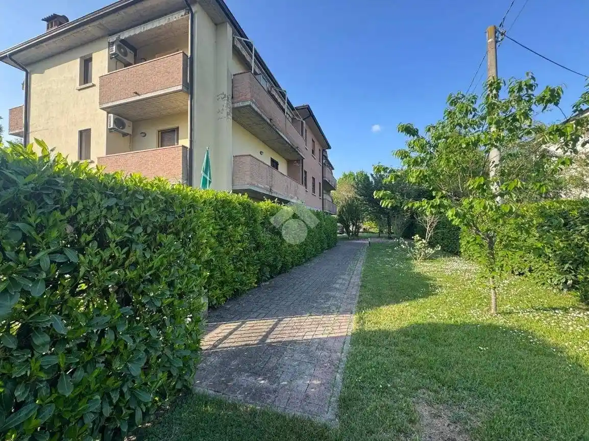 Appartamento in vendita a Castelnovo di Sotto