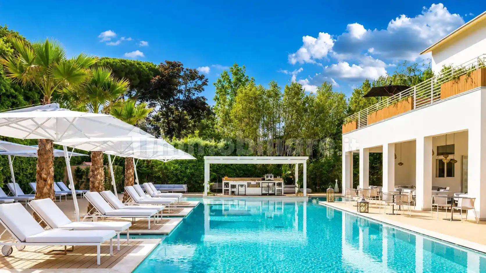 Villa in vendita a Forte dei Marmi