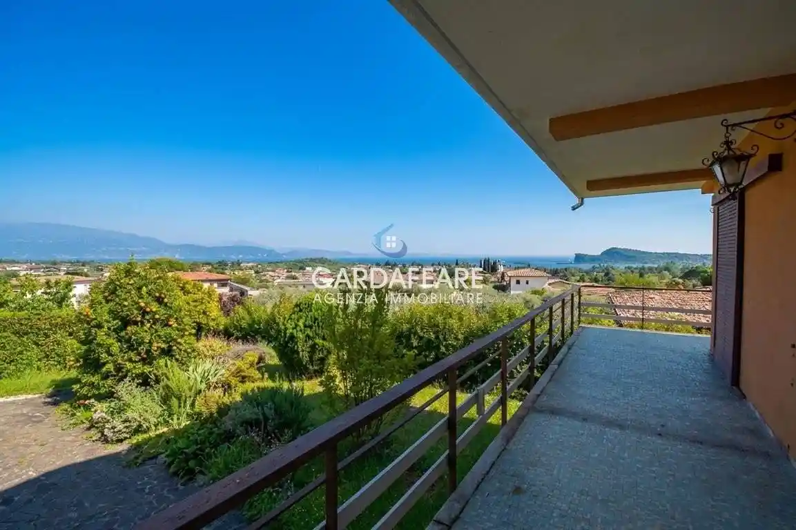 Villa in vendita a San Felice del Benaco