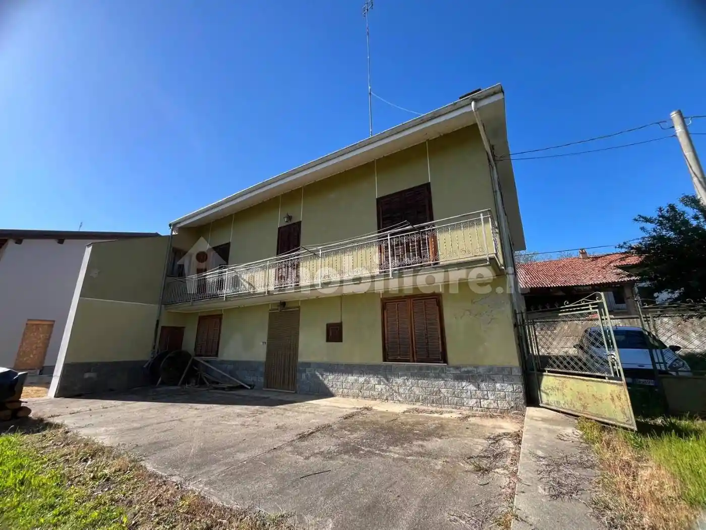 Casa indipendente in vendita a Magliano Alpi