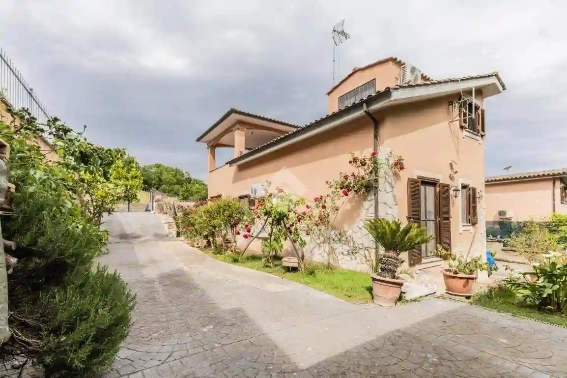 Villa - foto 3